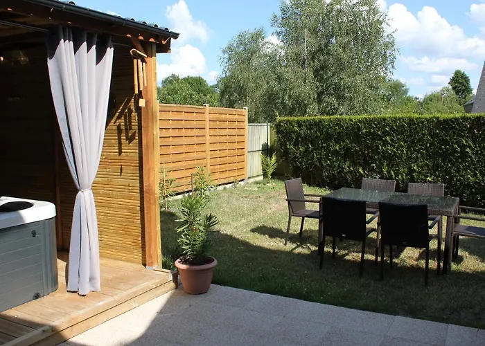 Holiday home Le Coin Des Hirondelles