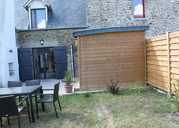 Le Coin Des Hirondelles Holiday home *